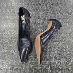 🐢 Vince Camuto Dark Patterned Heels